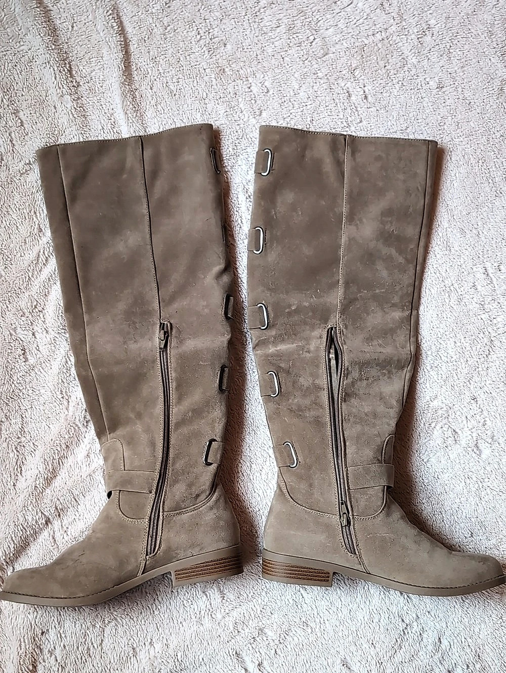 Over-the-Knee Buckle Riding Boots in Light Brown Like New size 9.5 Wide Calf